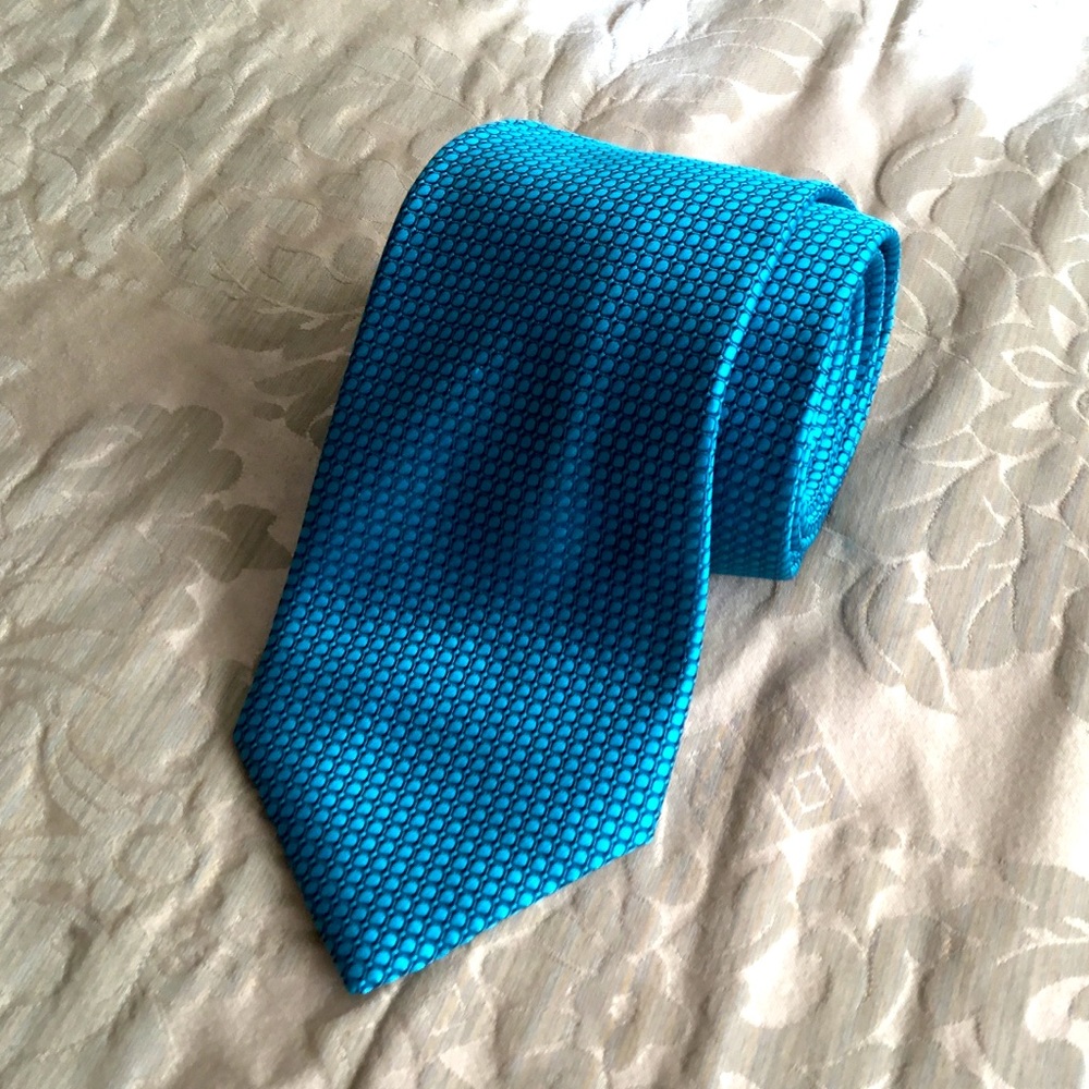 New without tags! Cobalt Laurant Bennet neck tie